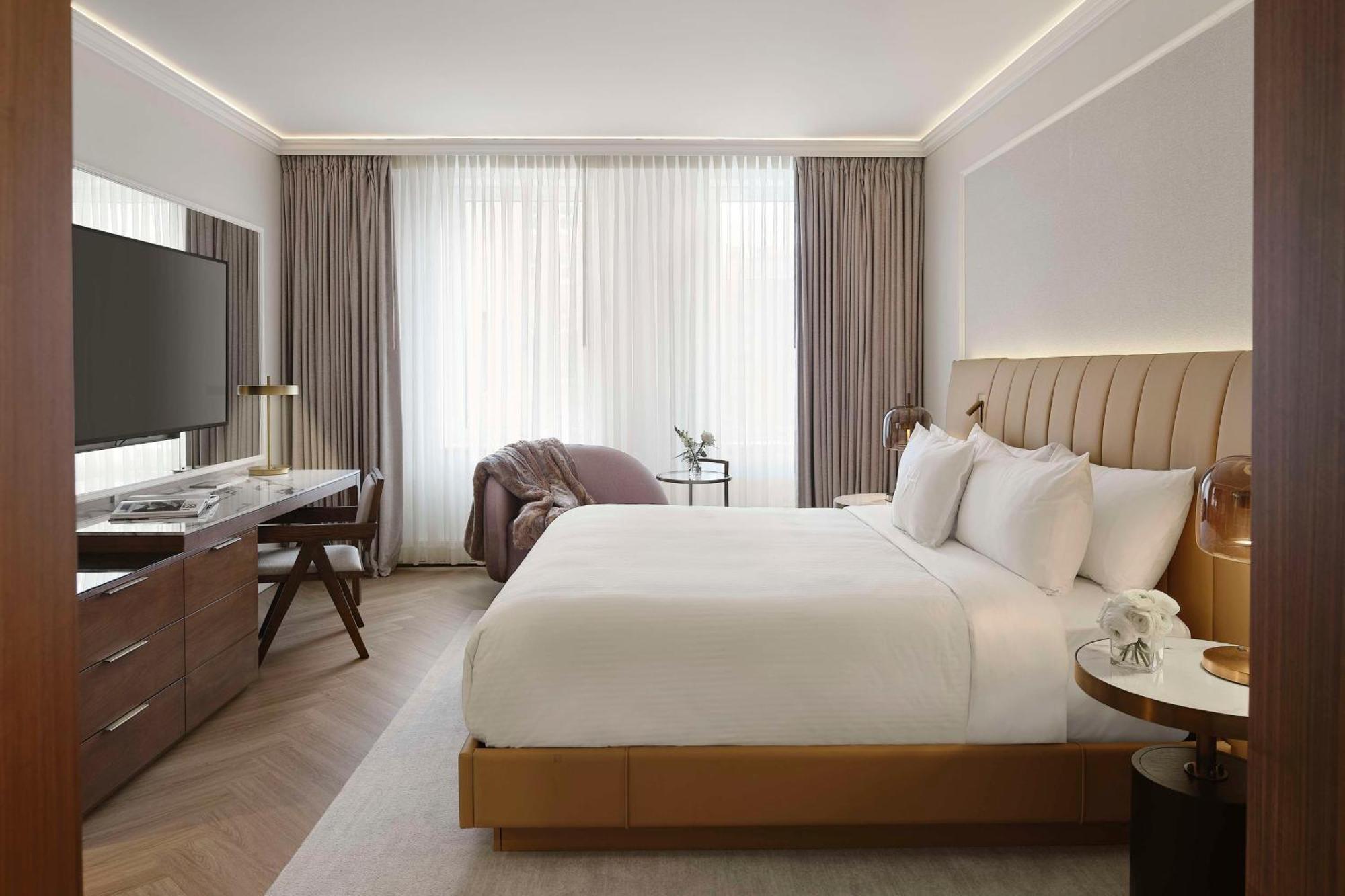 Vogue Hotel Montreal Downtown, Curio Collection By Hilton エクステリア 写真